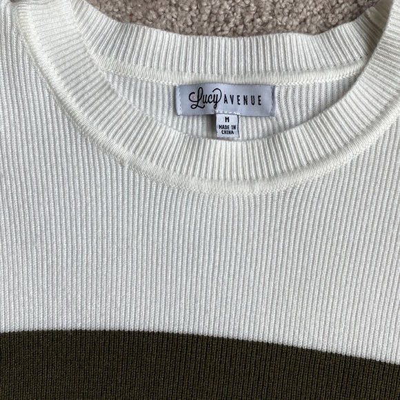 Long sleeve top - Picture 2 of 3